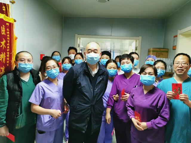 除夕夜，长安医院这一群人为了疫情控制依然坚守在工作岗位